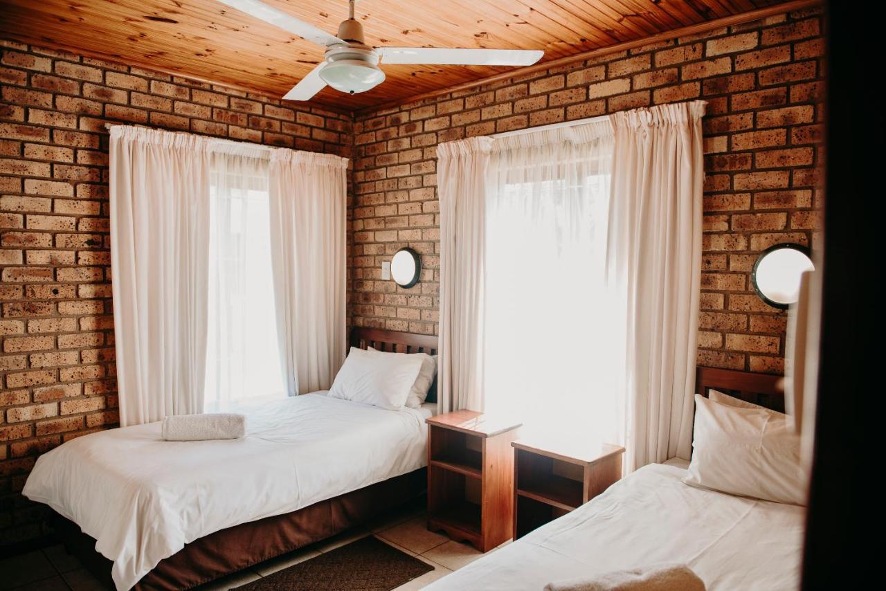 Port Edward Holiday Resort المظهر الخارجي الصورة
