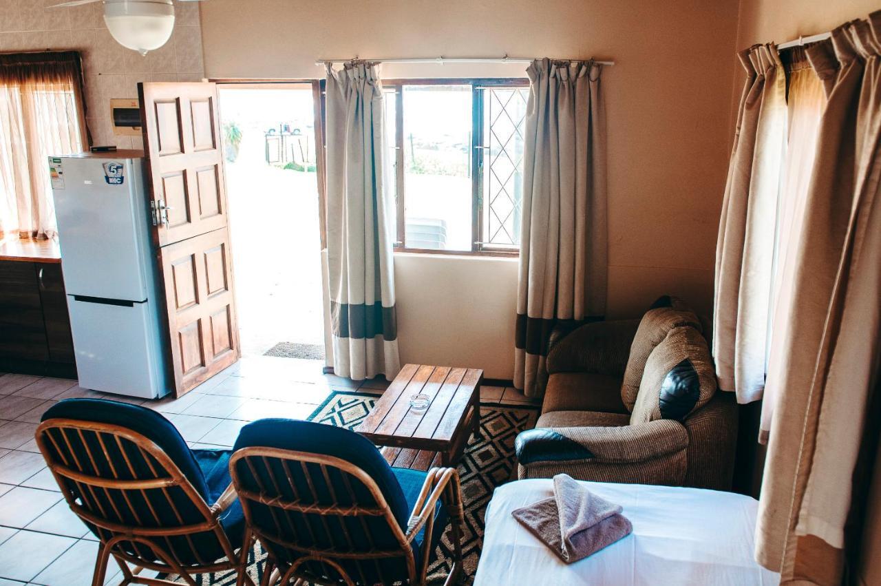 Port Edward Holiday Resort المظهر الخارجي الصورة