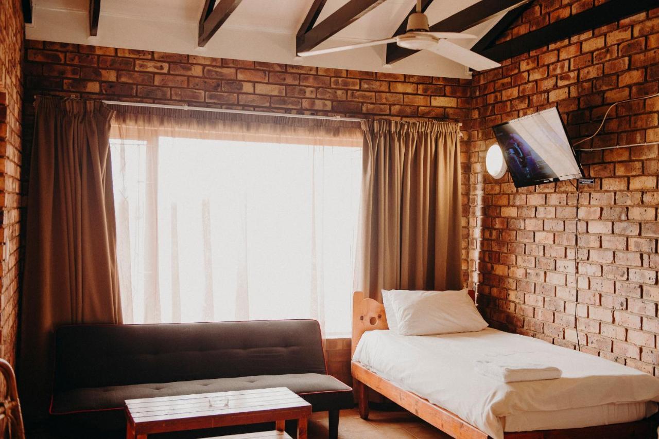 Port Edward Holiday Resort المظهر الخارجي الصورة